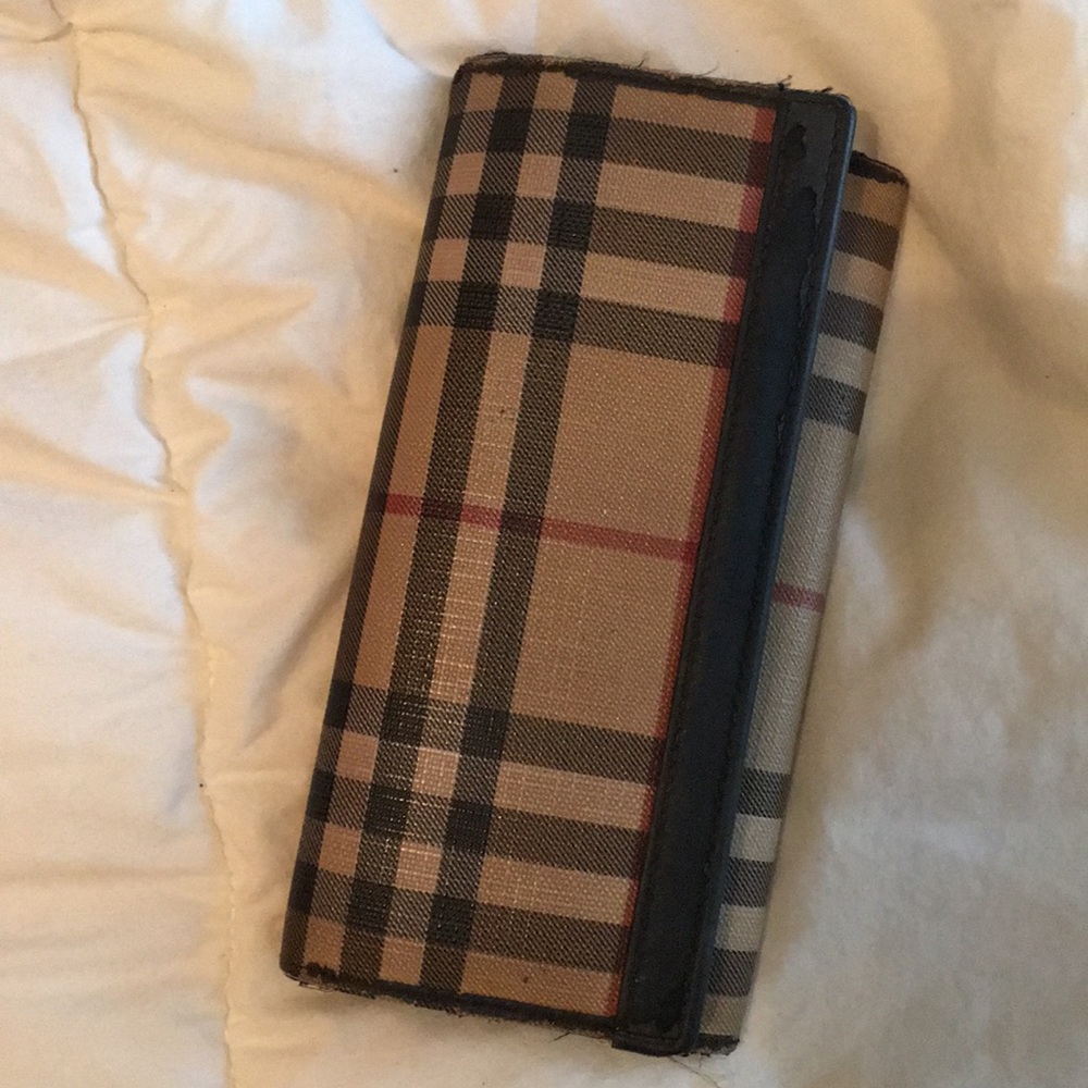 AUTHENTIC Burberry Wallet